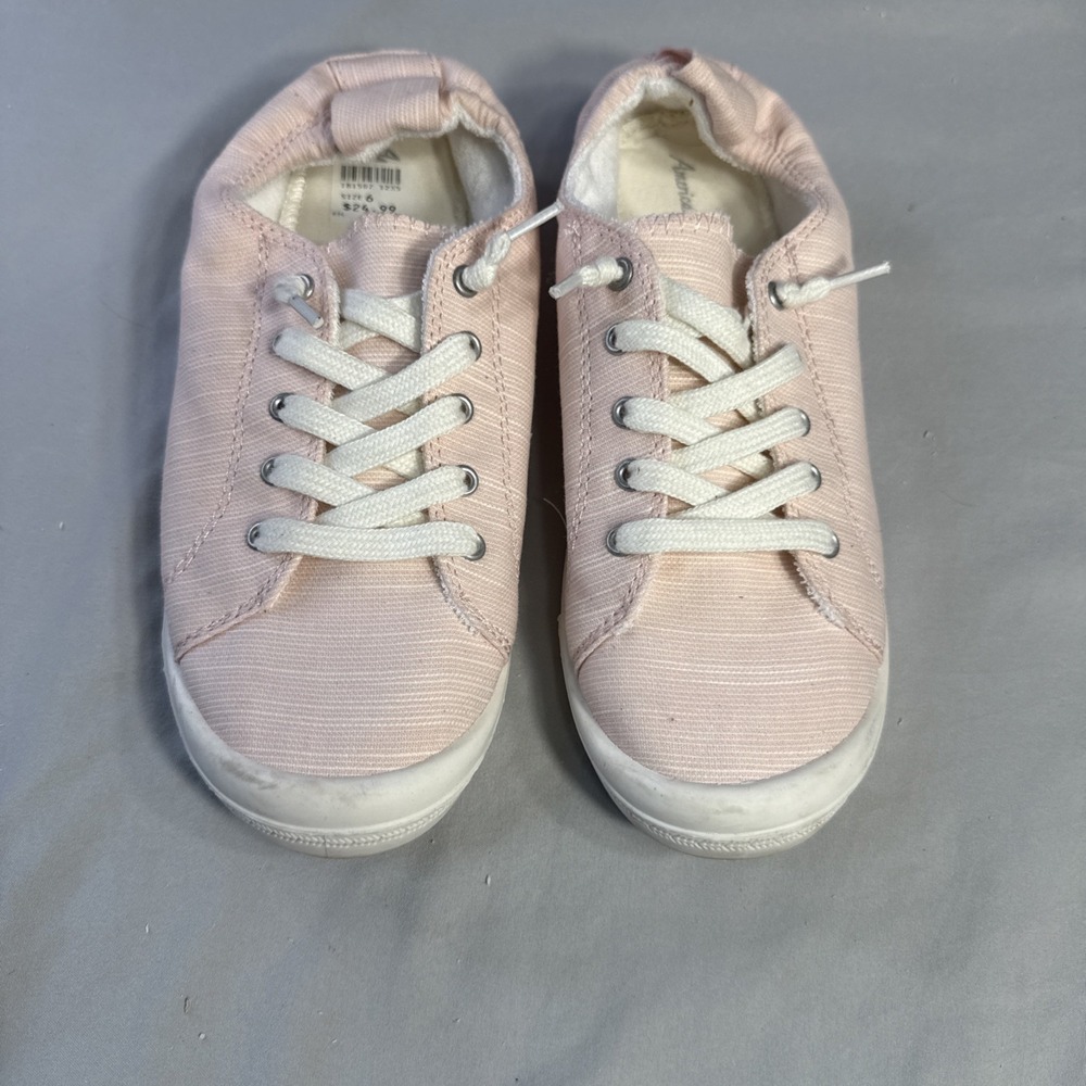 American Eagle Skylar Women's Size 6 Slip On Canvas Sneakers Light Pink
